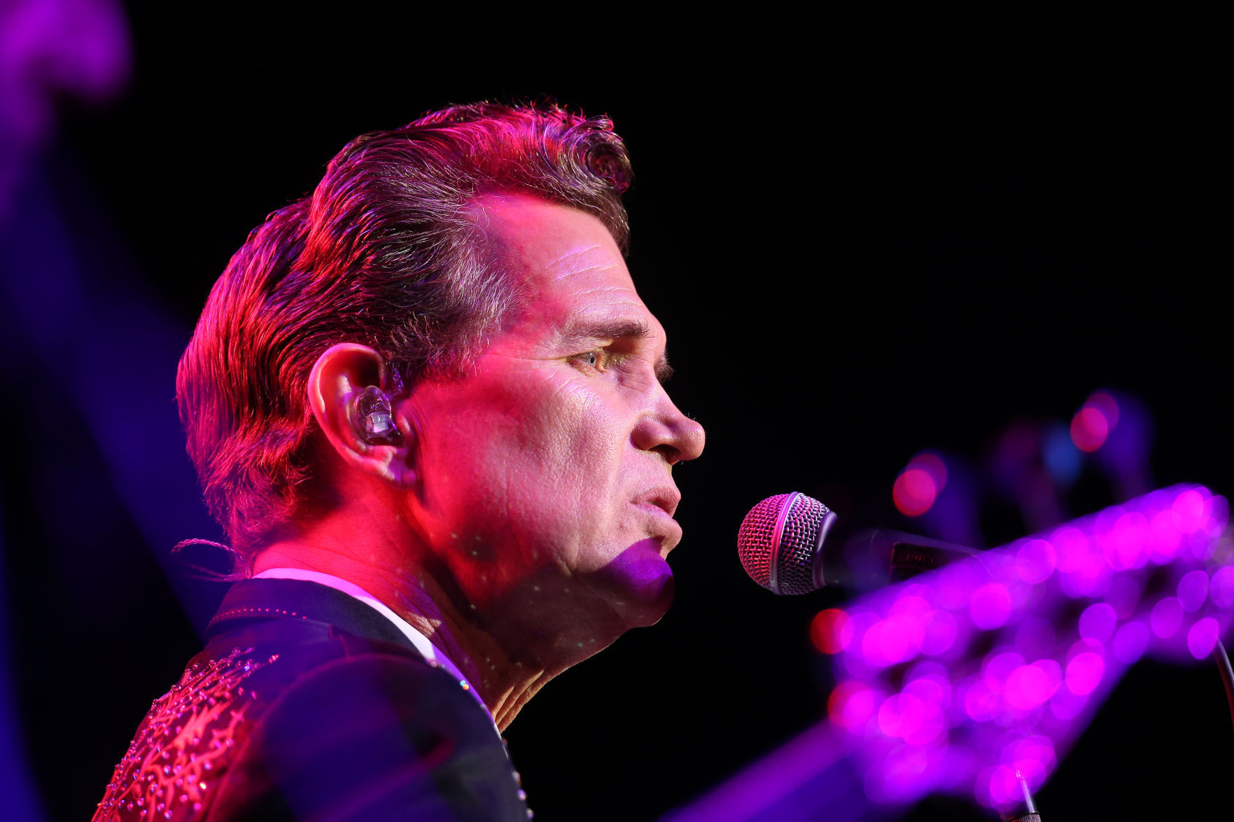 Chris Isaak